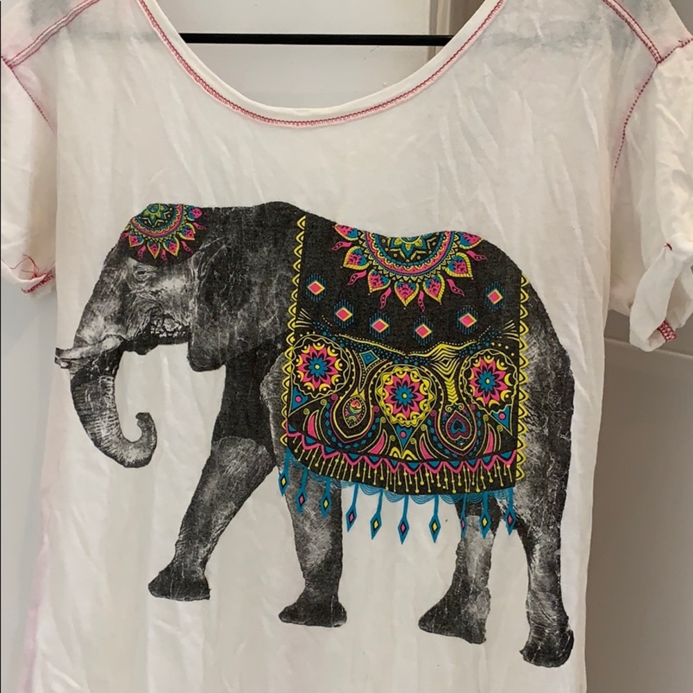 Elephant t-shirt - Picture 2 of 3